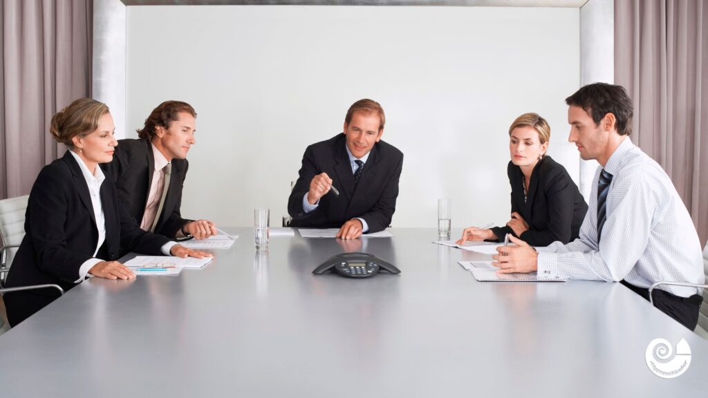 charisma met hypnose zaken mensen aan tafel